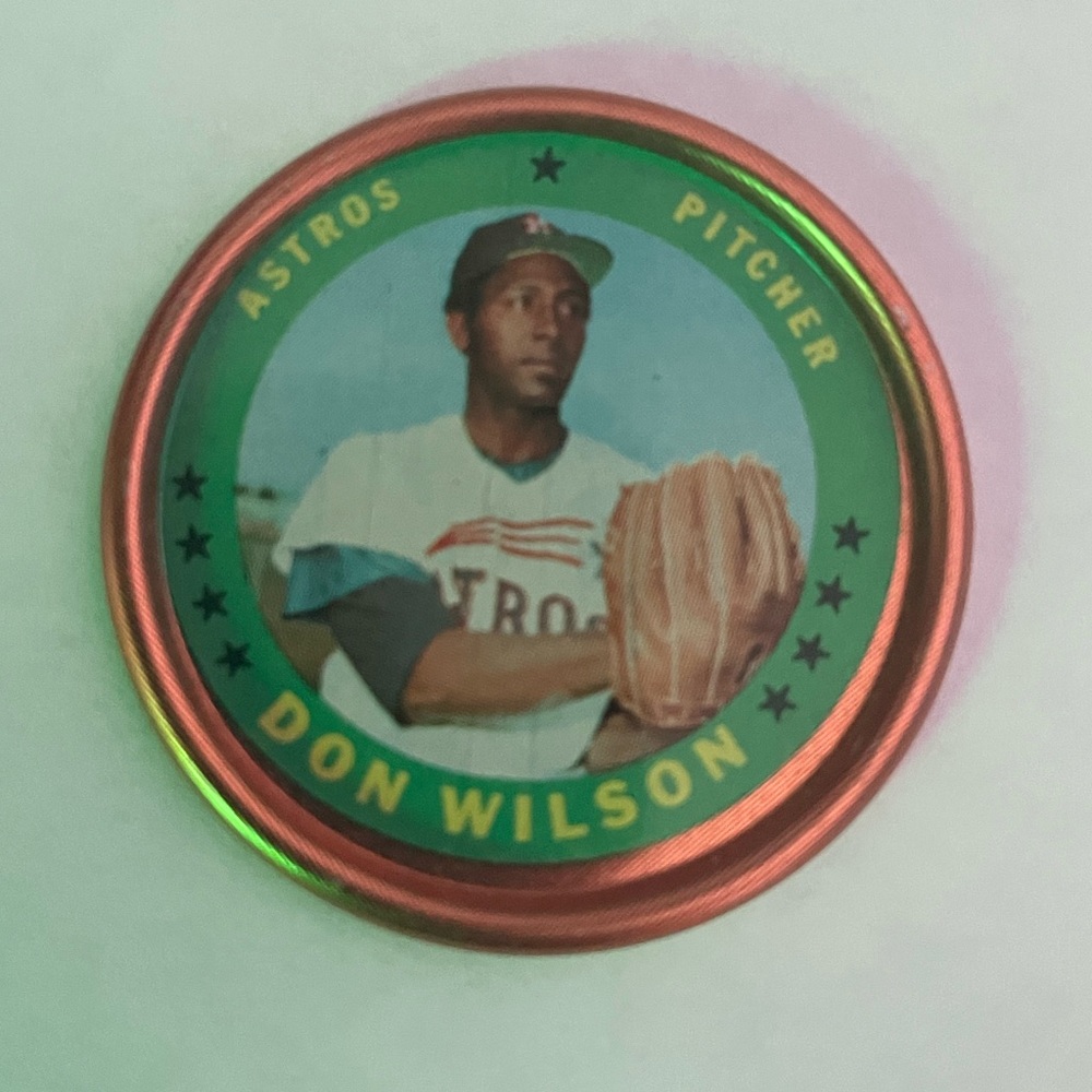 Topps 1971 Don Wilson Collector Coin